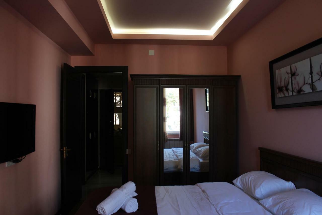 Batumi Apartment In Front Of Sheraton Esterno foto